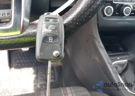 2012 Volkswagen Gti 2-Door z USA, uszkodzony, nr VIN WVWED7AJ6CW349319